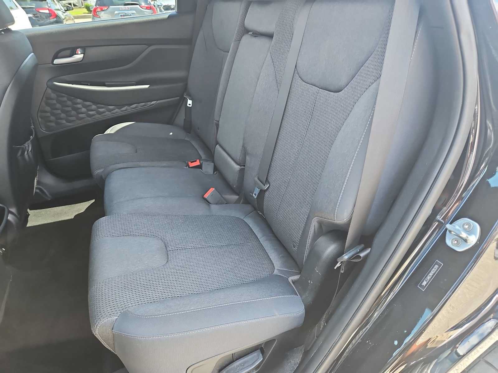 Used 2019 Hyundai Santa Fe SEL FWD image 20