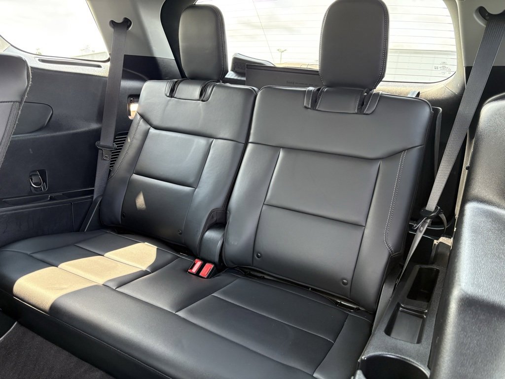 Used 2022 Ford Explorer XLT w/ Equipment Group 202A image 23