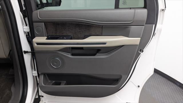 Used 2018 Ford Expedition Max Limited w/ Equipment Group 301A RWD image 21