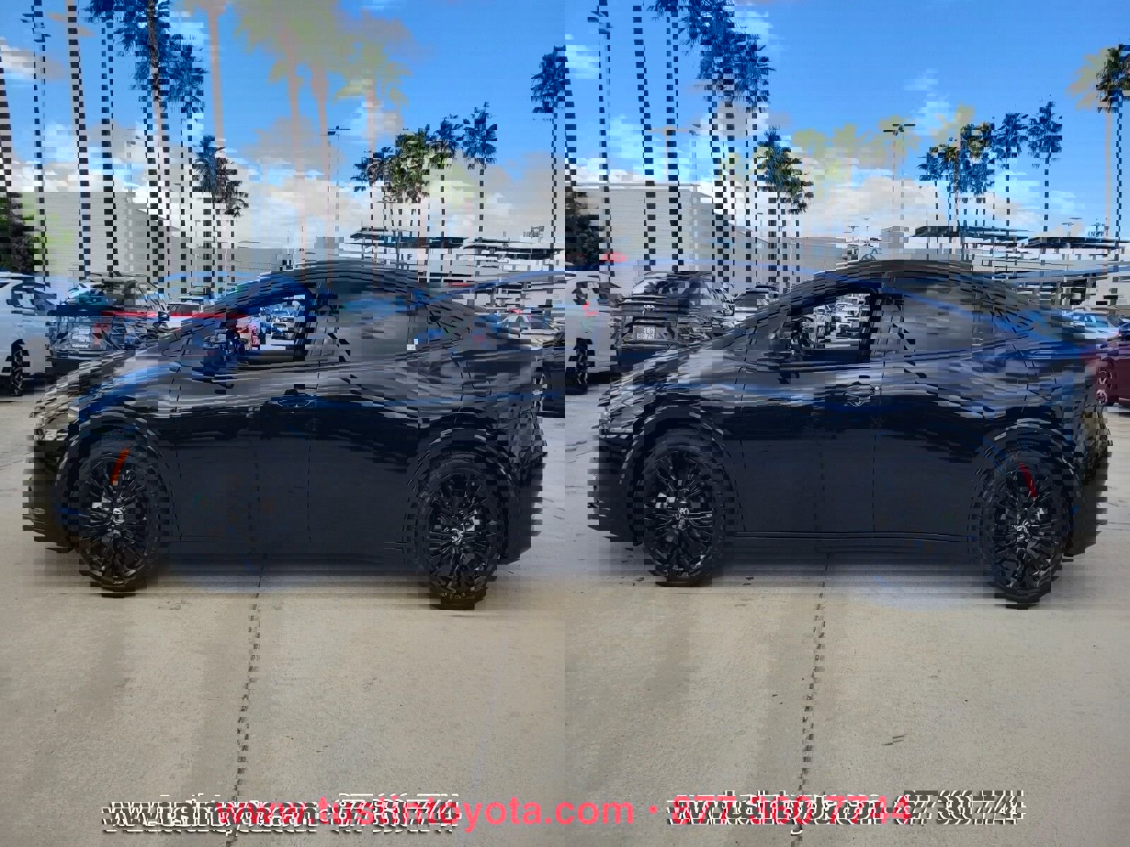 Used 2026 Toyota Prius Plug-In Hybrid FWD image 7