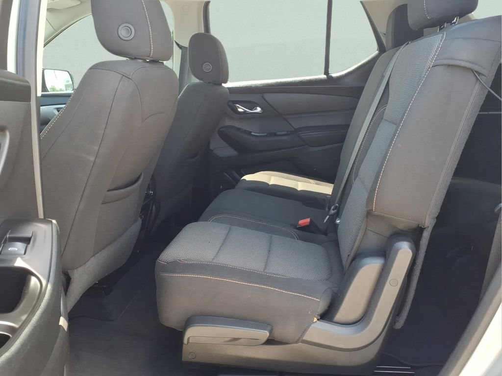 Used 2019 Chevrolet Traverse LT FWD image 15