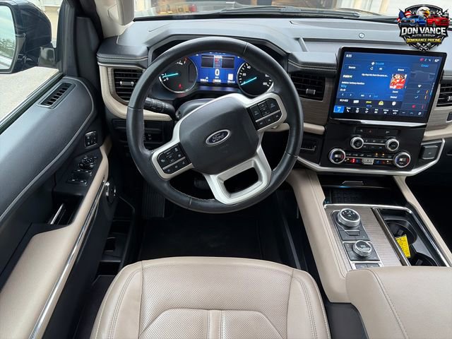 Used 2024 Ford Expedition Limited AWD/4WD image 13