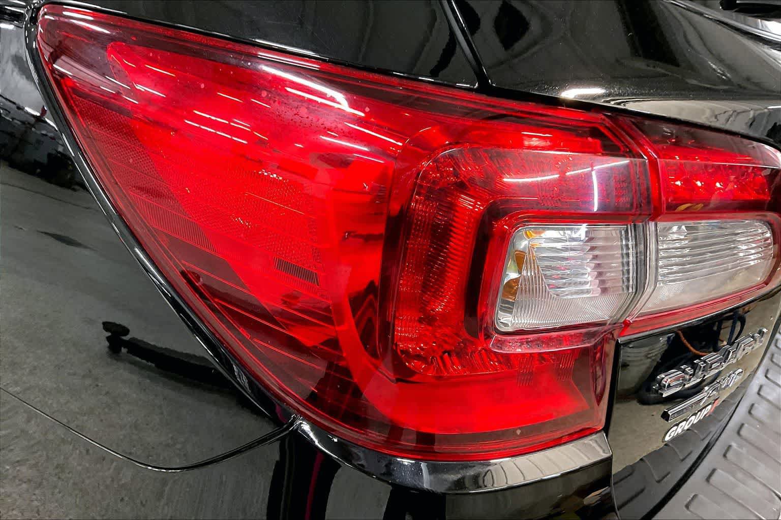 Used 2016 Subaru Outback 2.5i Limited AWD/4WD image 28