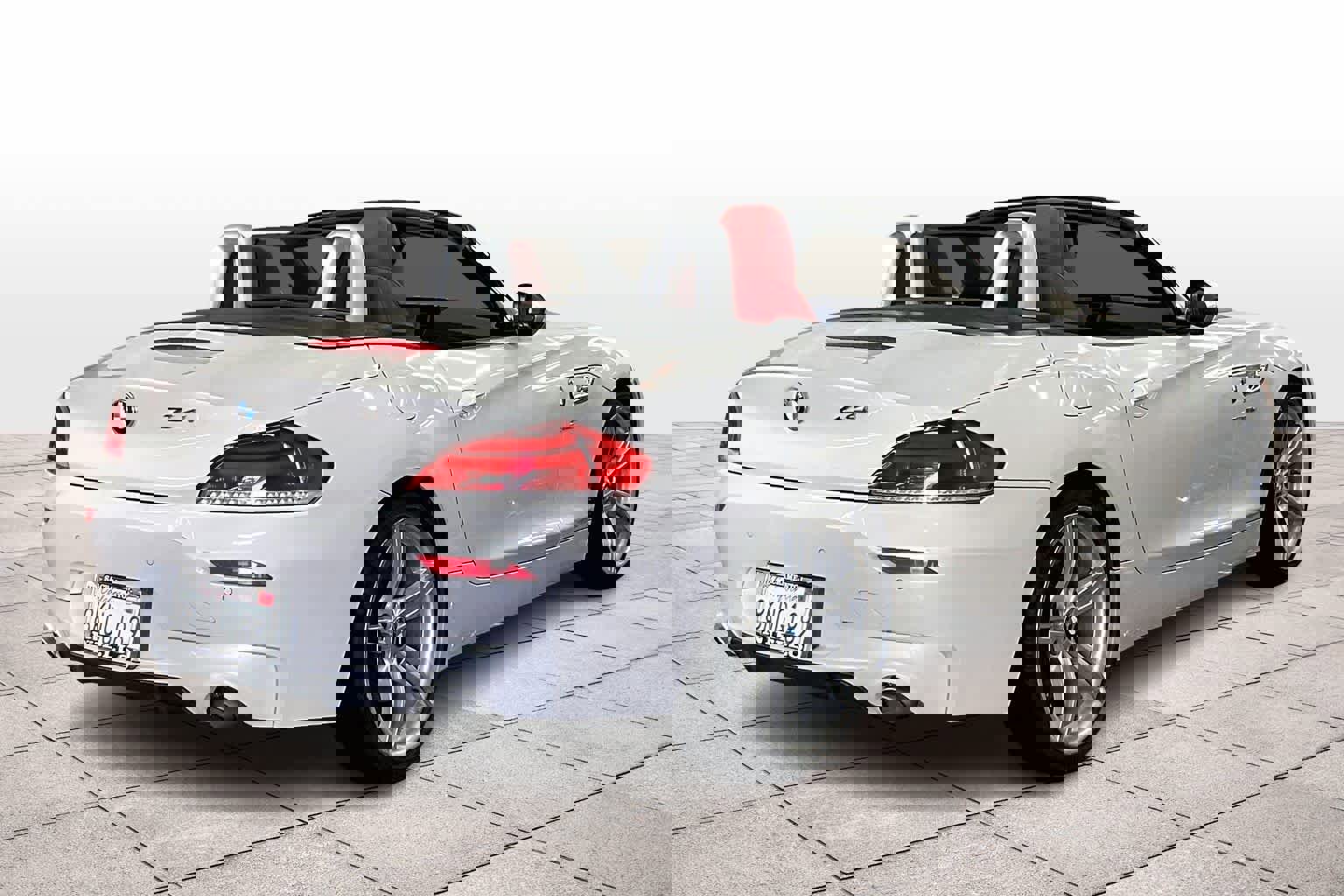 Used 2016 BMW Z4 sDrive35is image 16