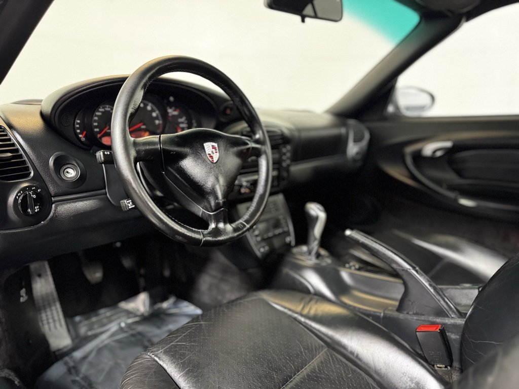 Used 2001 Porsche 911 Carrera image 12