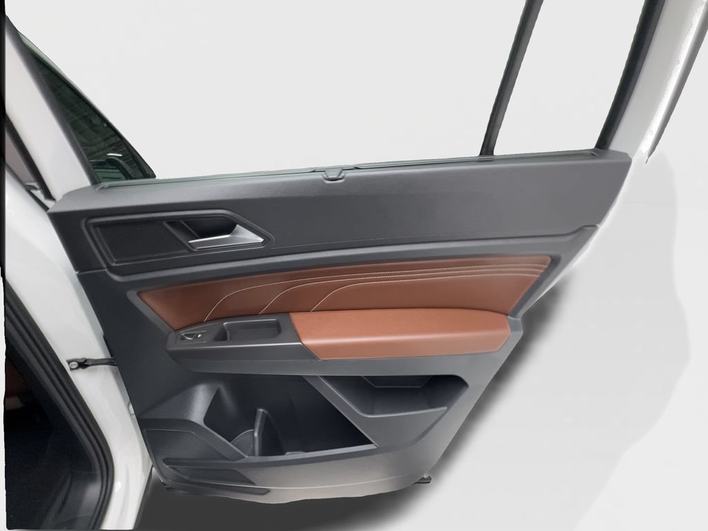 Used 2023 Volkswagen Atlas SE FWD image 32