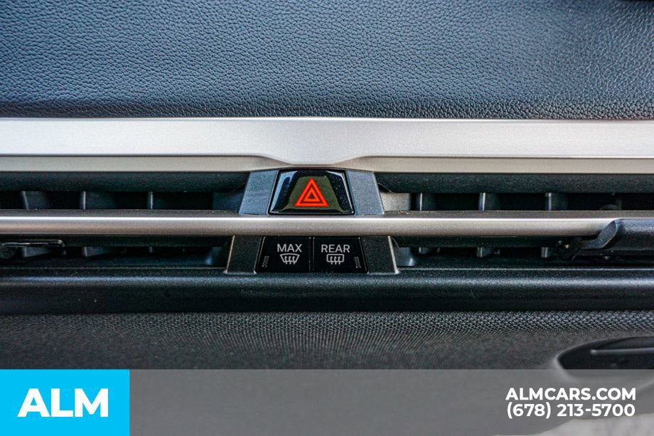 Used 2022 BMW iX xDrive50 w/ Convenience Package image 44