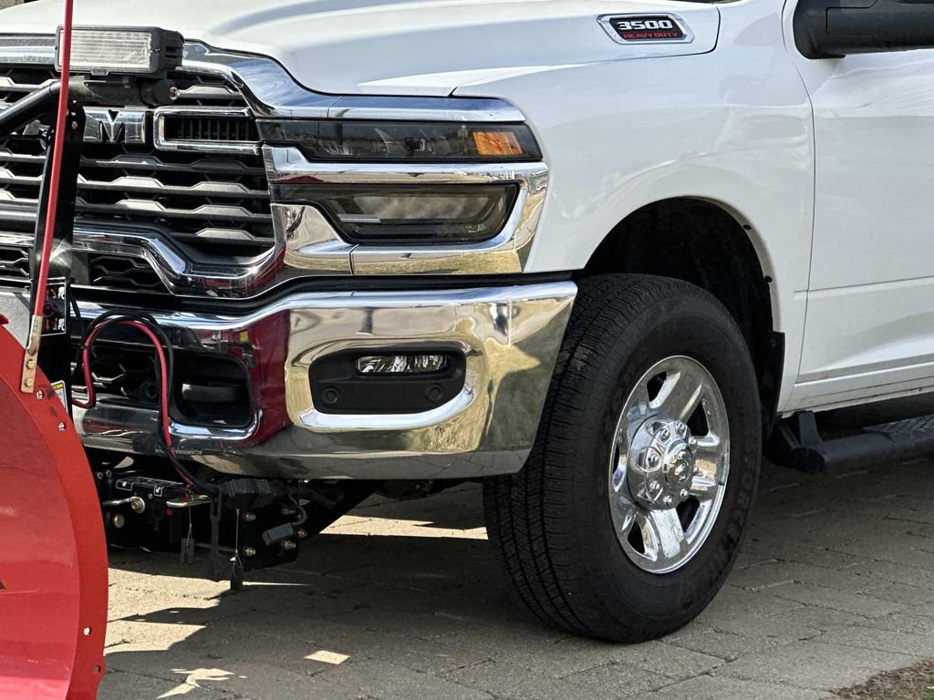 New 2026 RAM 3500 Tradesman AWD/4WD image 5