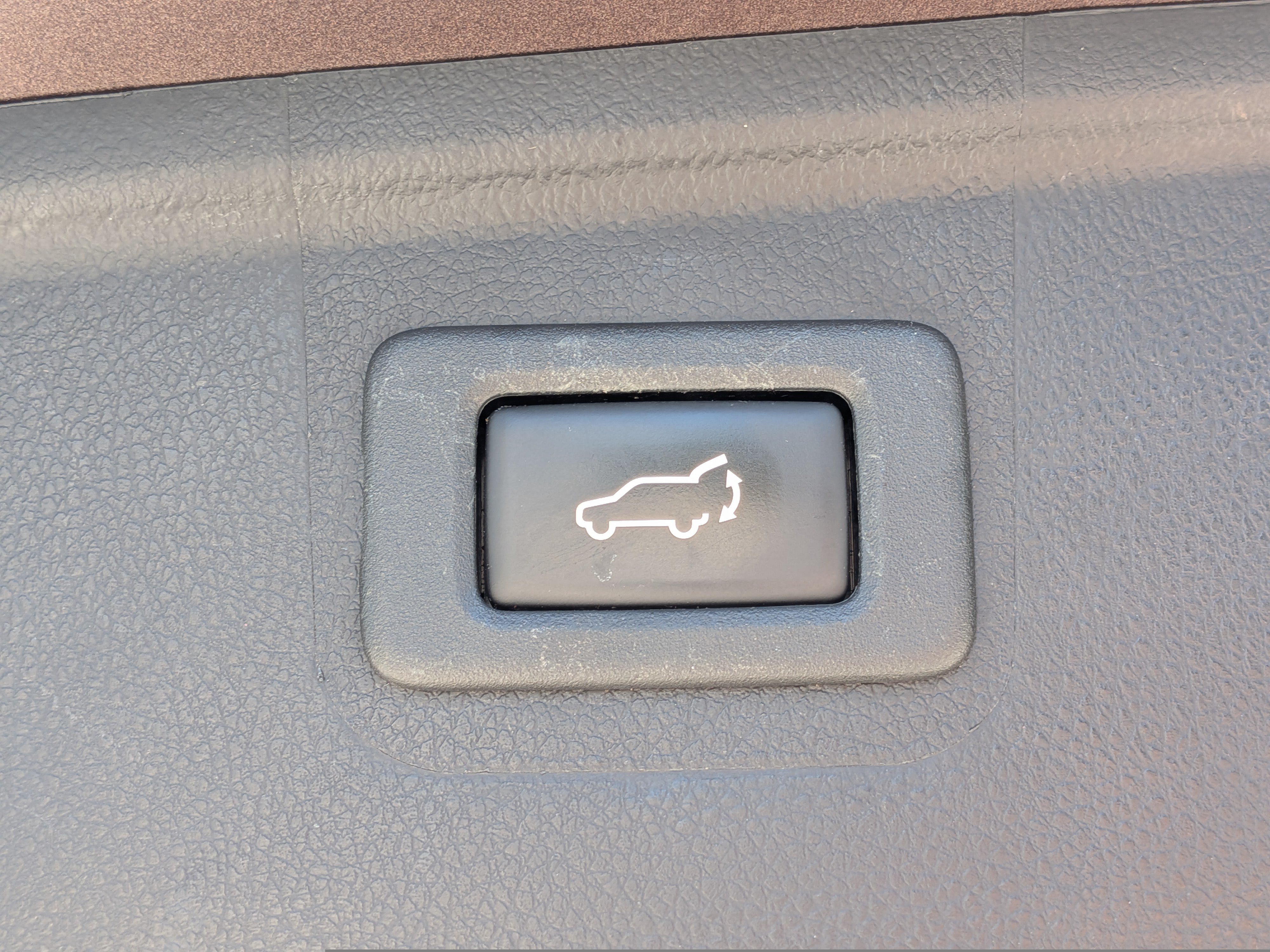 Used 2019 Subaru Outback 3.6R Touring w/ Popular Package #3A AWD/4WD image 14
