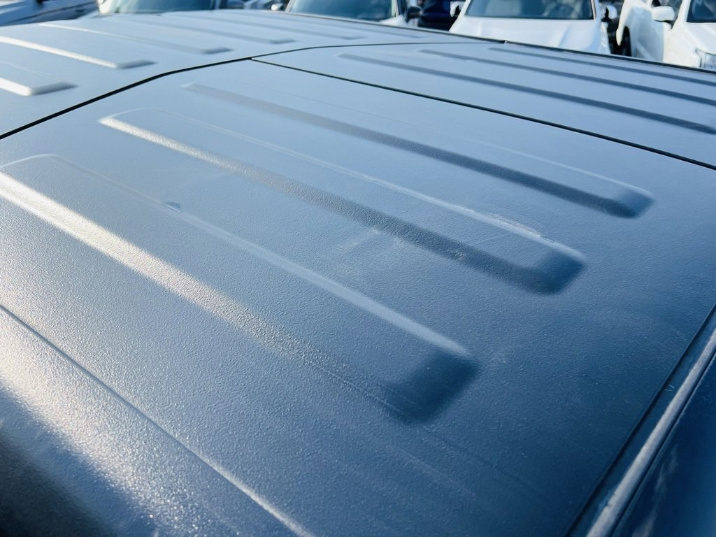 Used 2023 Jeep Gladiator Sport image 7