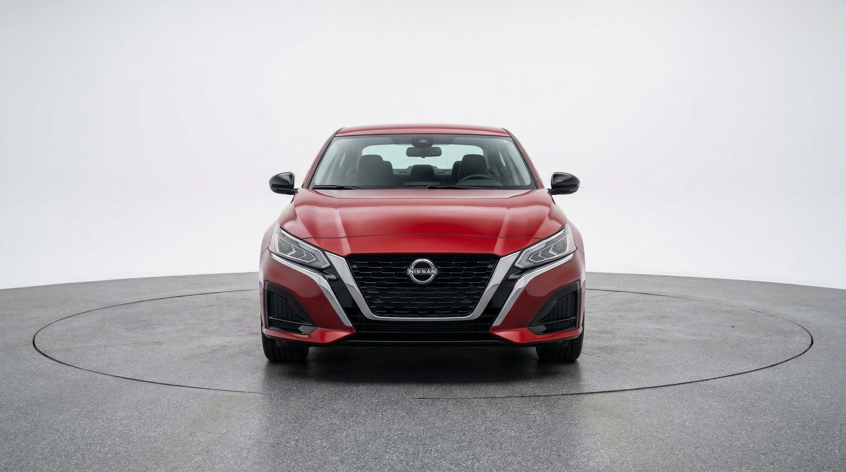 Used 2025 Nissan Altima 2.5 SV FWD image 2