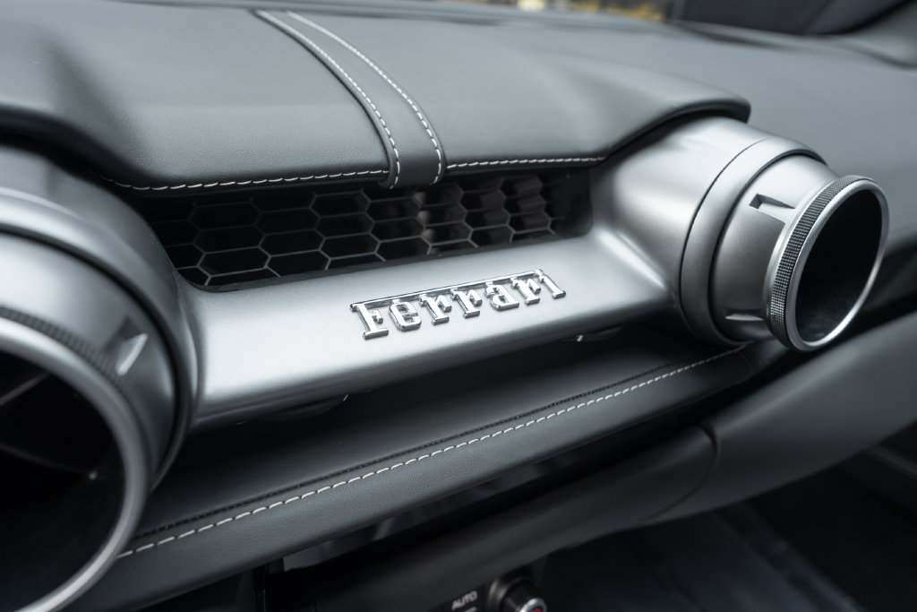 Used 2021 Ferrari 812 GTS RWD image 50