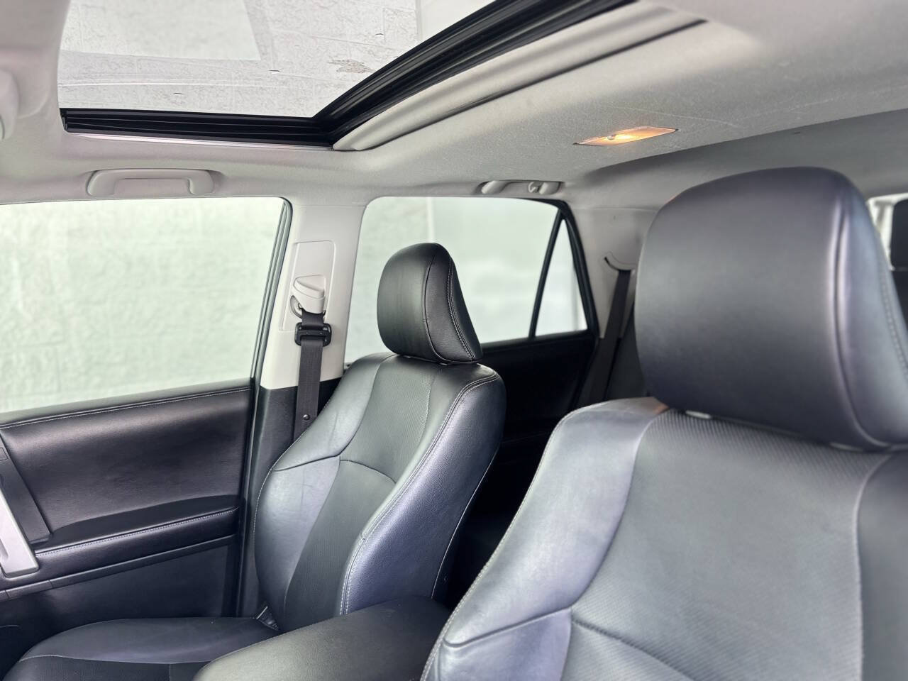Used 2017 Toyota 4Runner Limited image 14