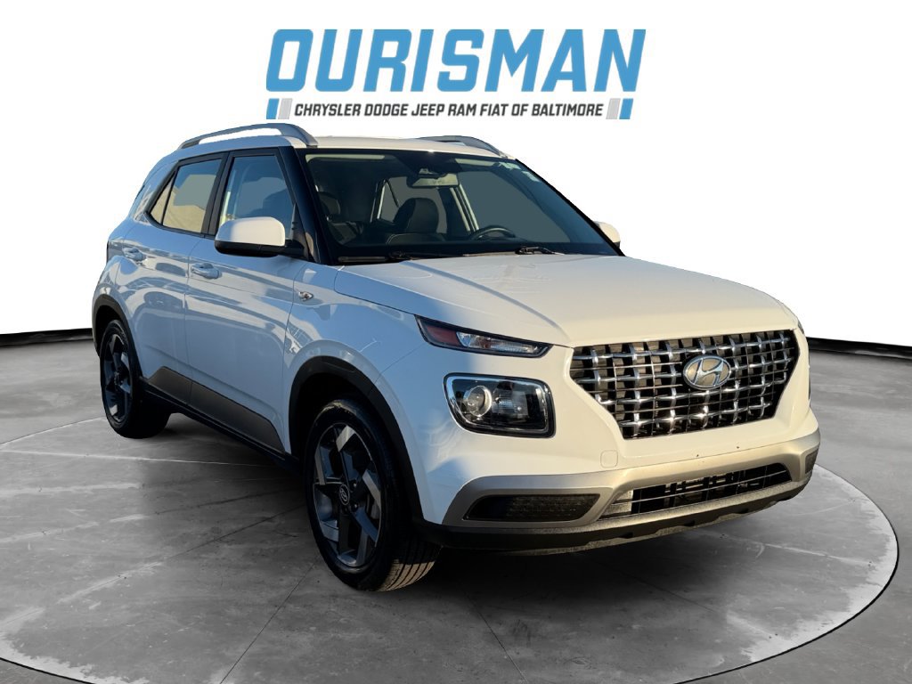 Used 2025 Hyundai Venue SEL