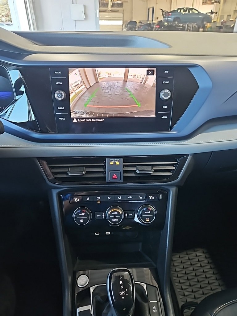 Used 2024 Volkswagen Taos SE w/ Black Wheel Plus Package image 30