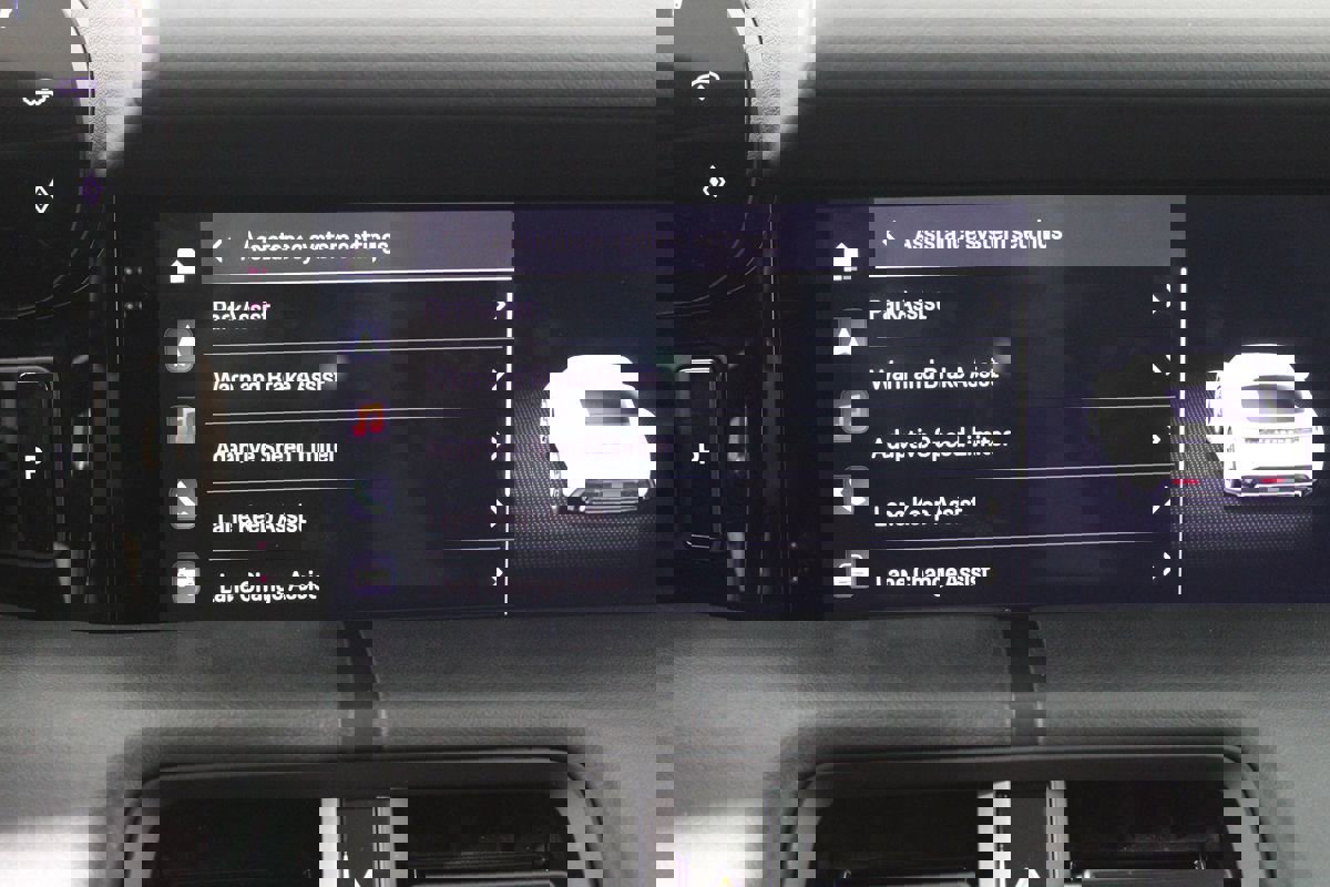 Used 2020 Porsche Taycan 4S image 35