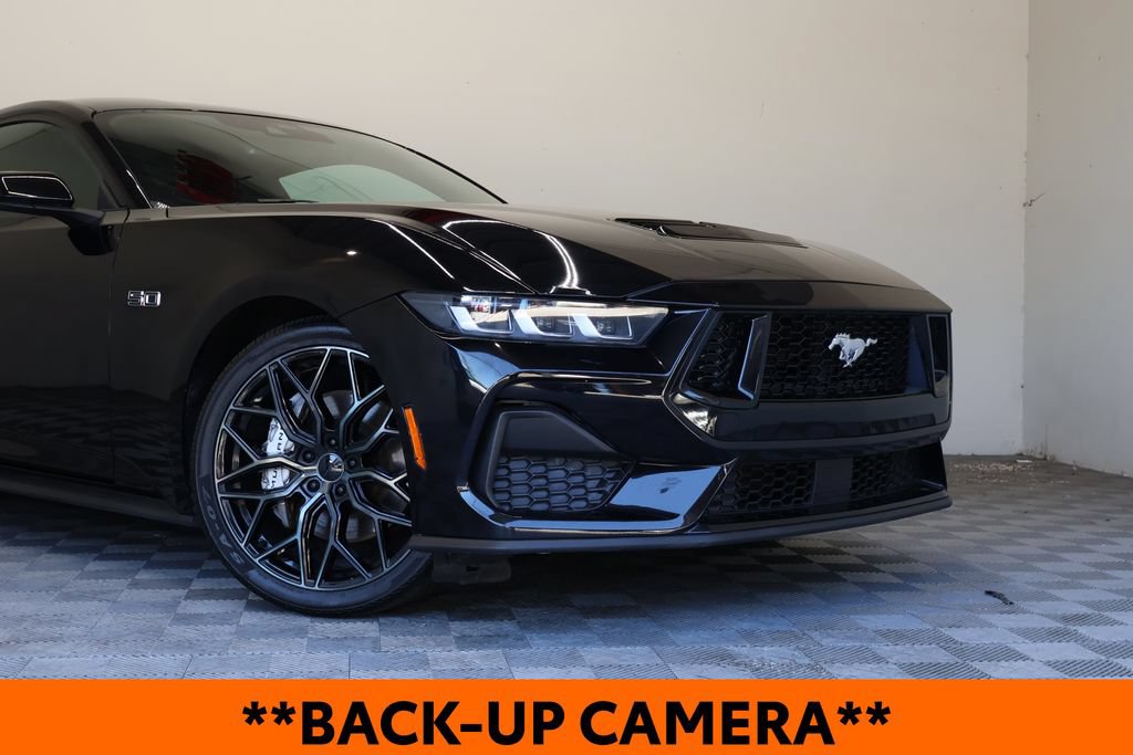 Used 2024 Ford Mustang GT RWD image 3