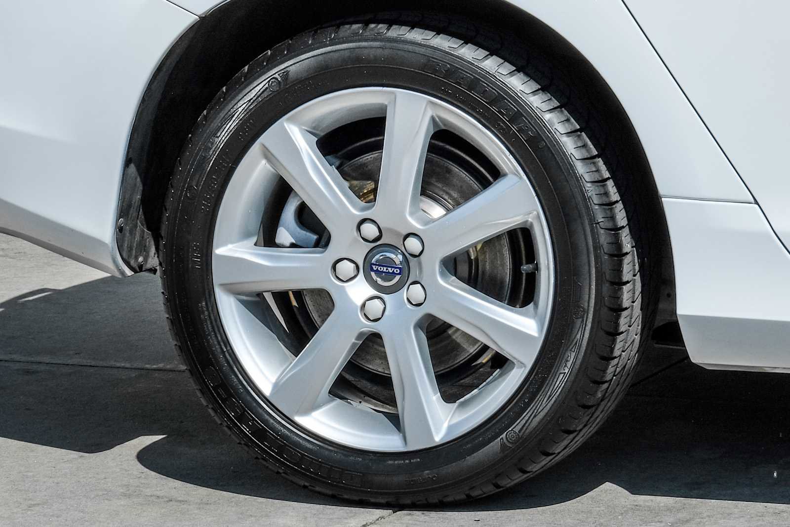 Used 2017 Volvo V60 T5 Premier w/ Convenience Package image 53