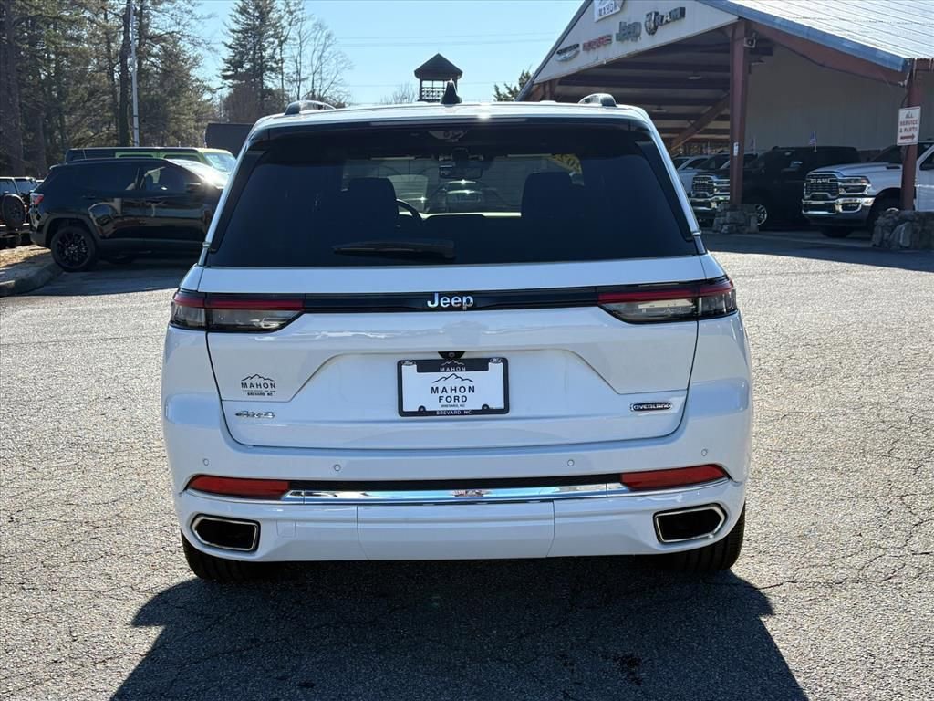 Used 2023 Jeep Grand Cherokee Overland w/ Adv Protech Group III image 4