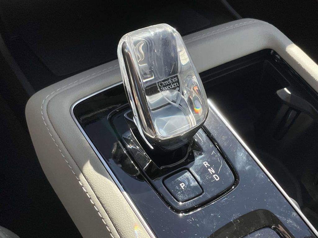 New 2026 Volvo XC90 B6 Ultra w/ Protection Package image 20