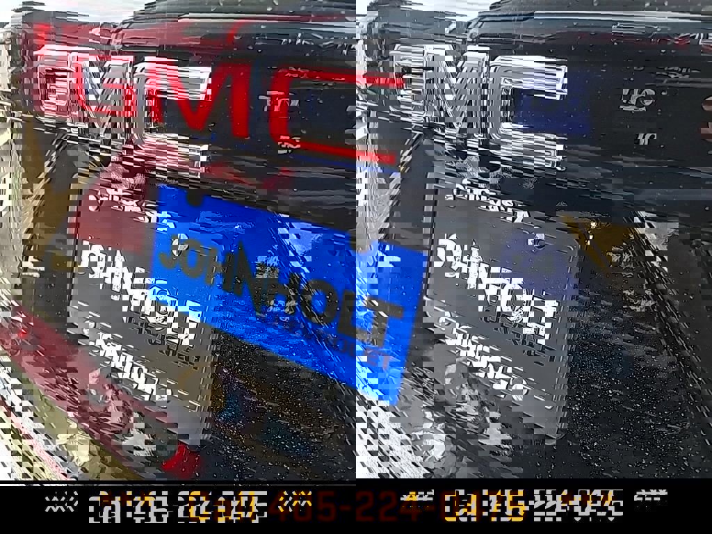 New 2026 GMC Terrain AT4 w/ Convenience Package III image 16