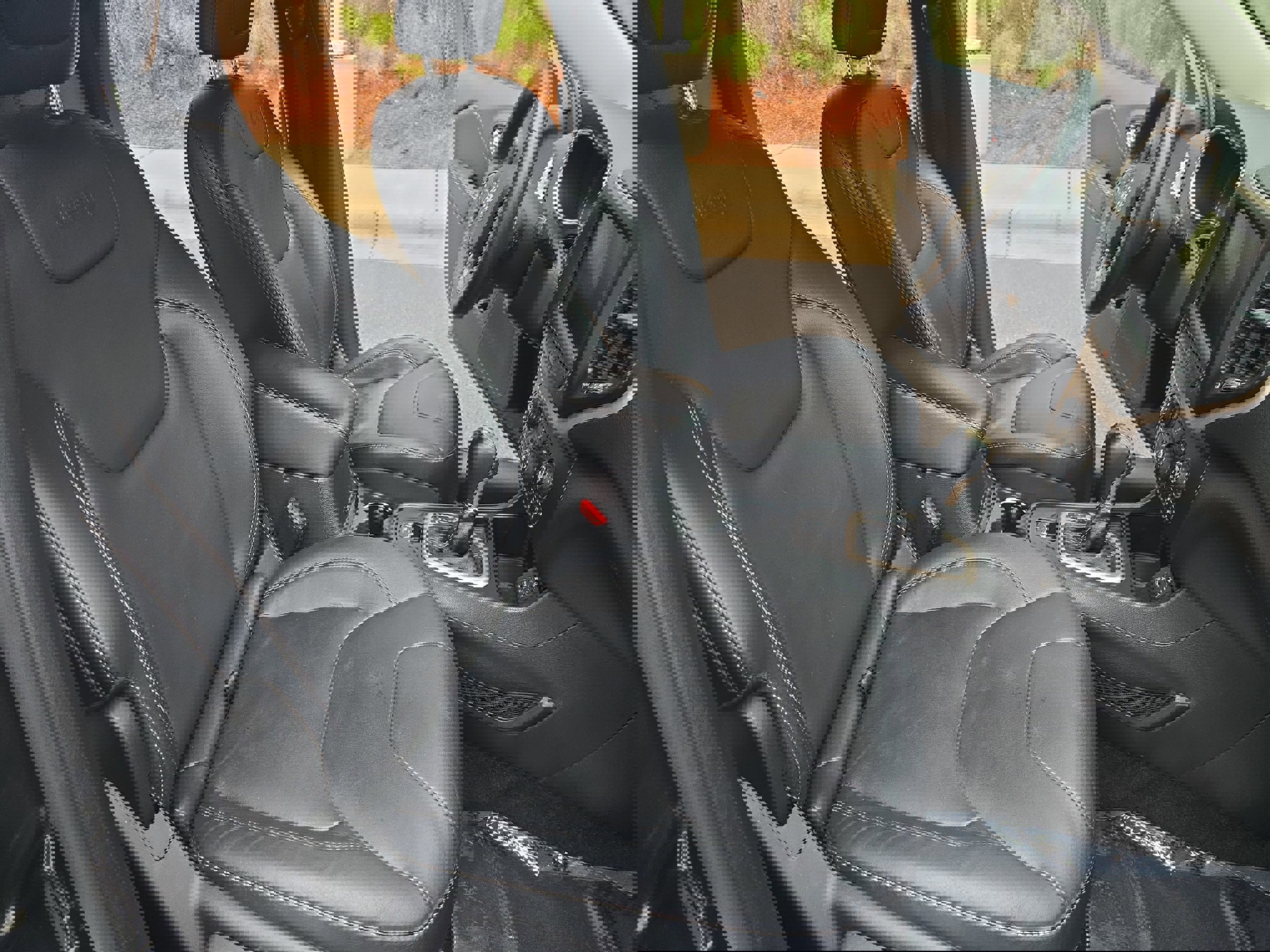 Used 2014 Jeep Cherokee Limited image 10