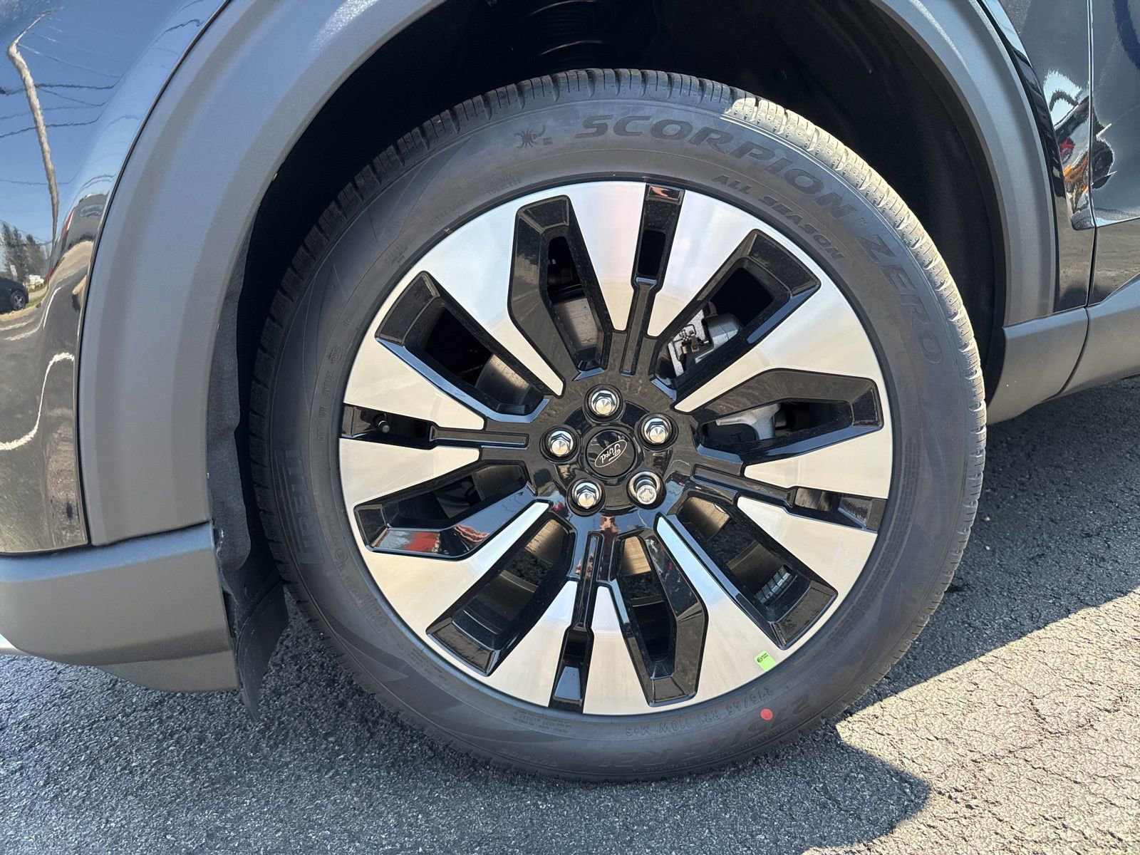 New 2026 Ford Explorer Platinum image 44