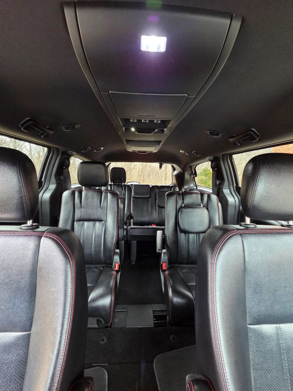 Used 2019 Dodge Grand Caravan GT image 18