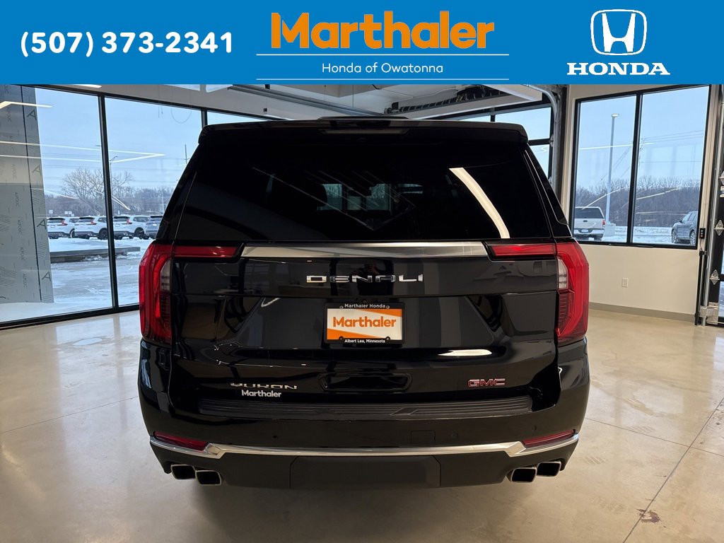 Used 2025 GMC Yukon XL Denali image 4