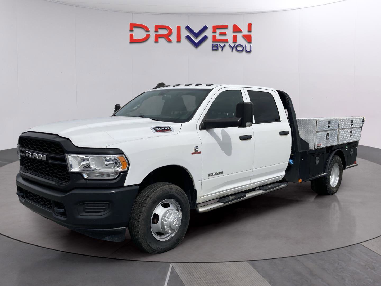Used 2022 RAM 3500 Tradesman image 2