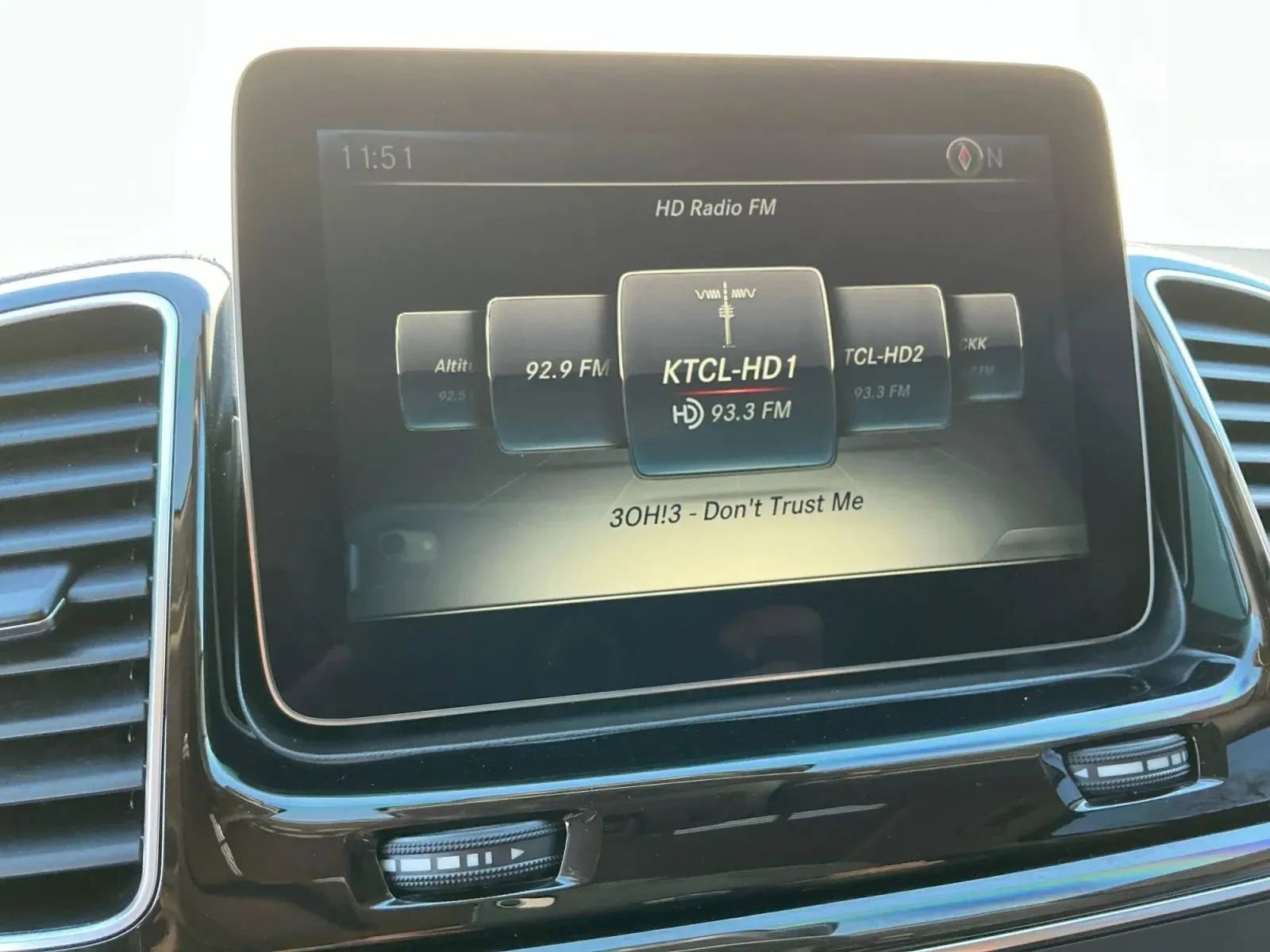 Used 2017 Mercedes-Benz GLS 450 GLS 450 Sport Utility 4D w/ Premium Package image 31