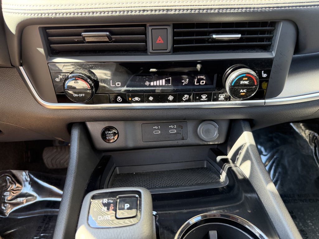 Used 2026 Nissan Rogue SV FWD image 23