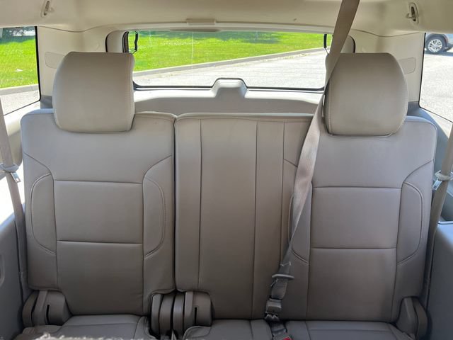 Used 2015 Chevrolet Suburban LT AWD/4WD image 37