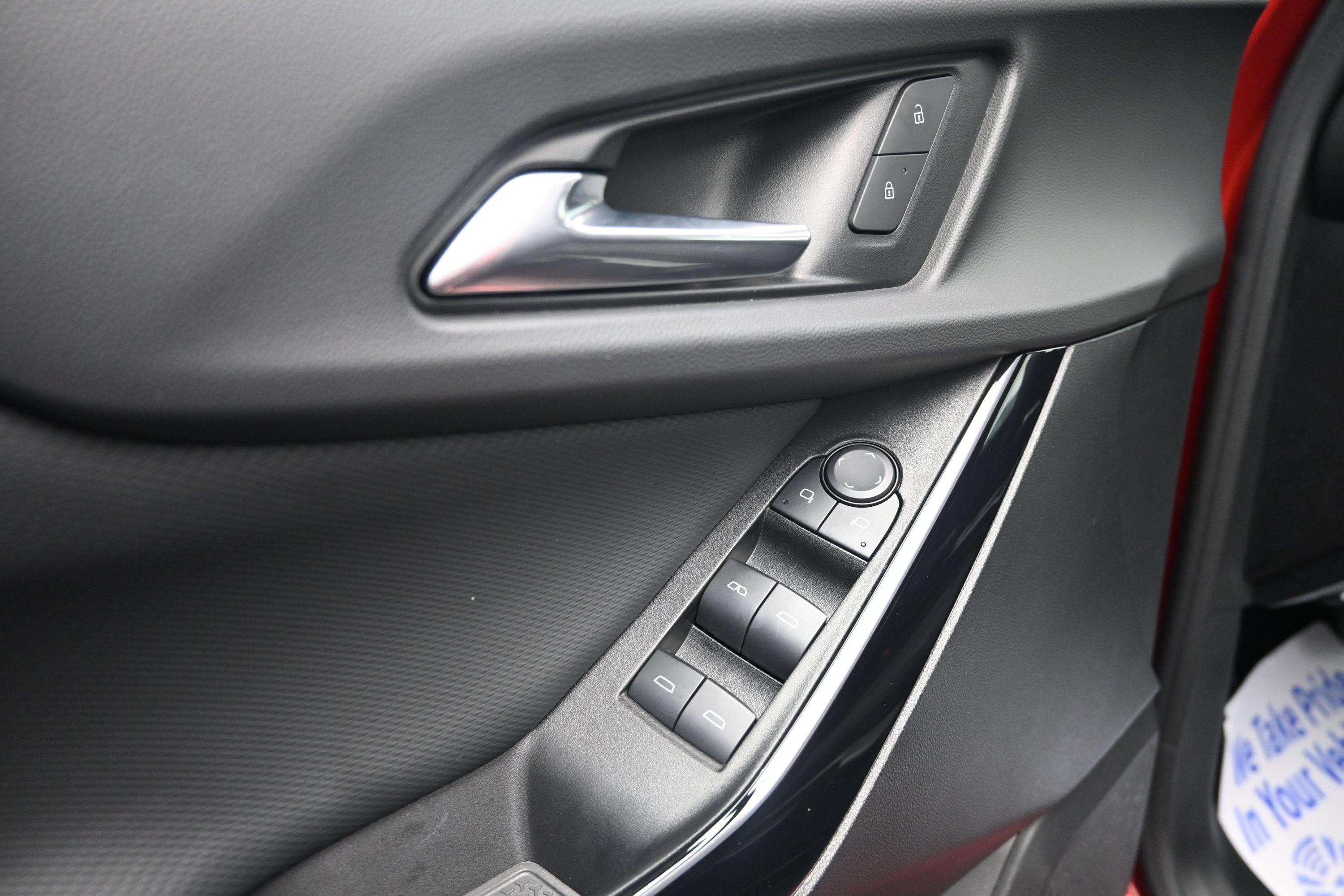 Used 2025 Chevrolet Equinox LT w/ Midnight Edition FWD image 25