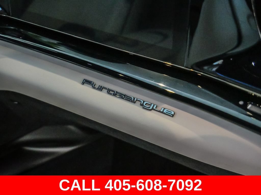 Used 2025 Ferrari Purosangue AWD/4WD image 34
