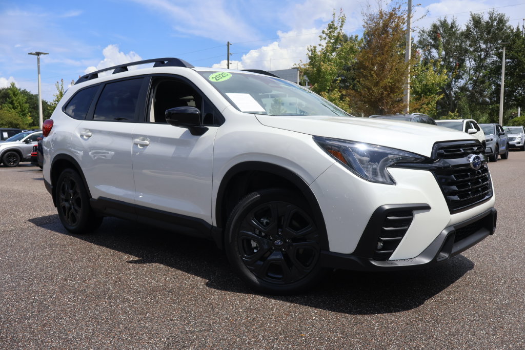 Certified 2025 Subaru Ascent Bronze Edition w/ Onyx Package