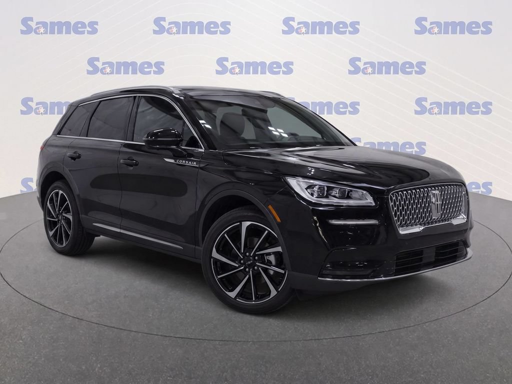 Used 2023 Lincoln Corsair Reserve FWD image 1