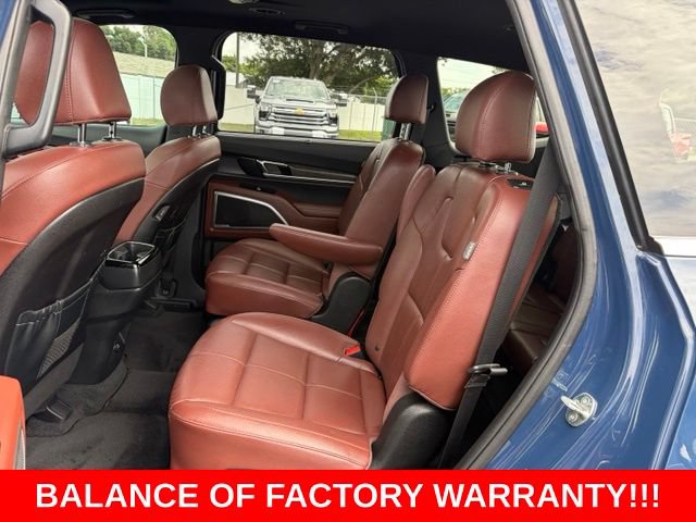 Used 2024 Kia Telluride EX w/ EX Captain's Chair Package FWD image 15