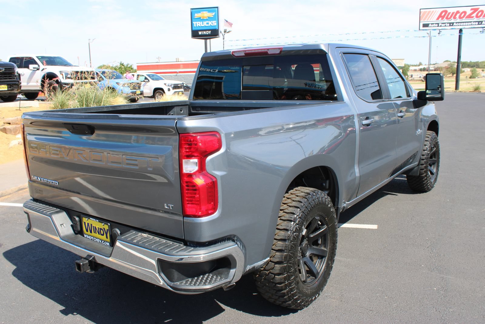 Used 2020 Chevrolet Silverado 1500 LT w/ Texas Edition AWD/4WD image 8