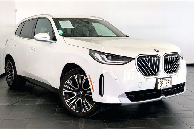 Used 2025 BMW X3 xDrive30i AWD/4WD image 2