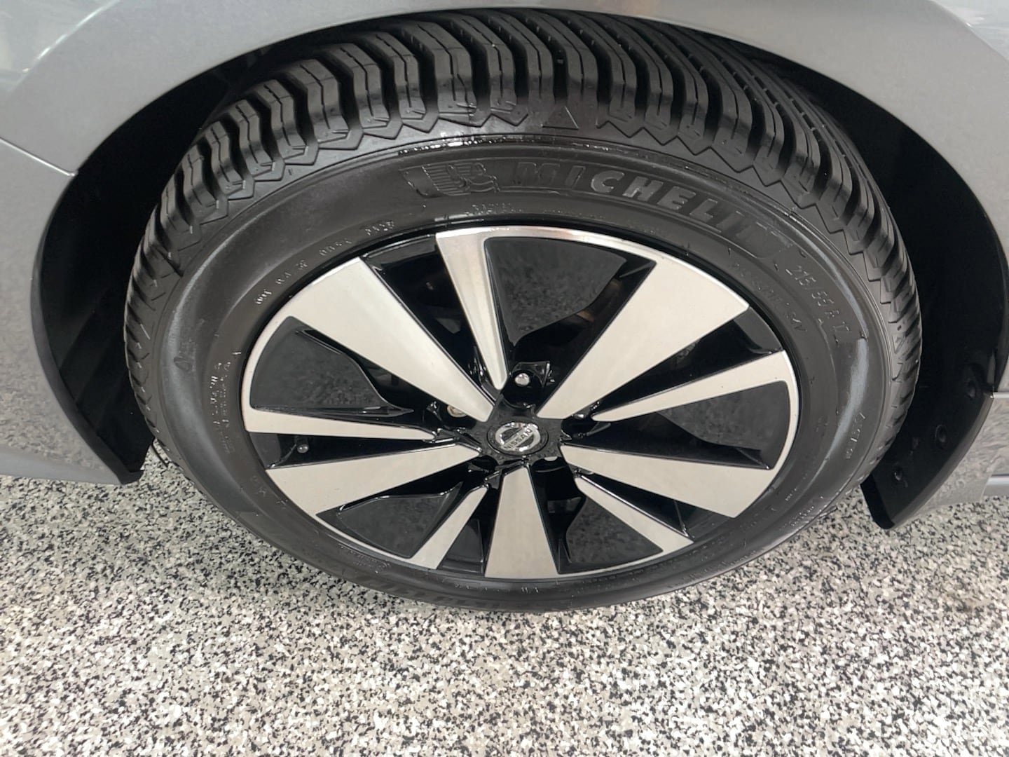 Used 2022 Nissan Altima 2.5 SV AWD/4WD image 6