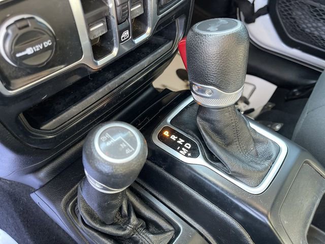 Used 2021 Jeep Wrangler Unlimited Sport image 19