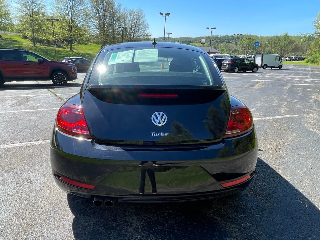Used 2019 Volkswagen Beetle 2.0T S FWD image 4
