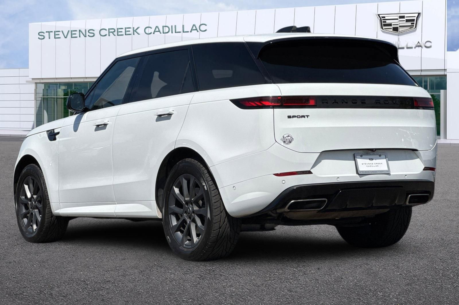 Used 2024 Land Rover Range Rover Sport Dynamic SE image 5