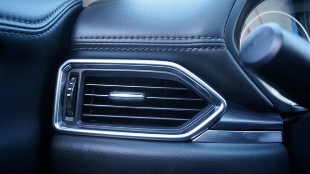 Used 2024 MAZDA CX-5 Carbon Edition image 24