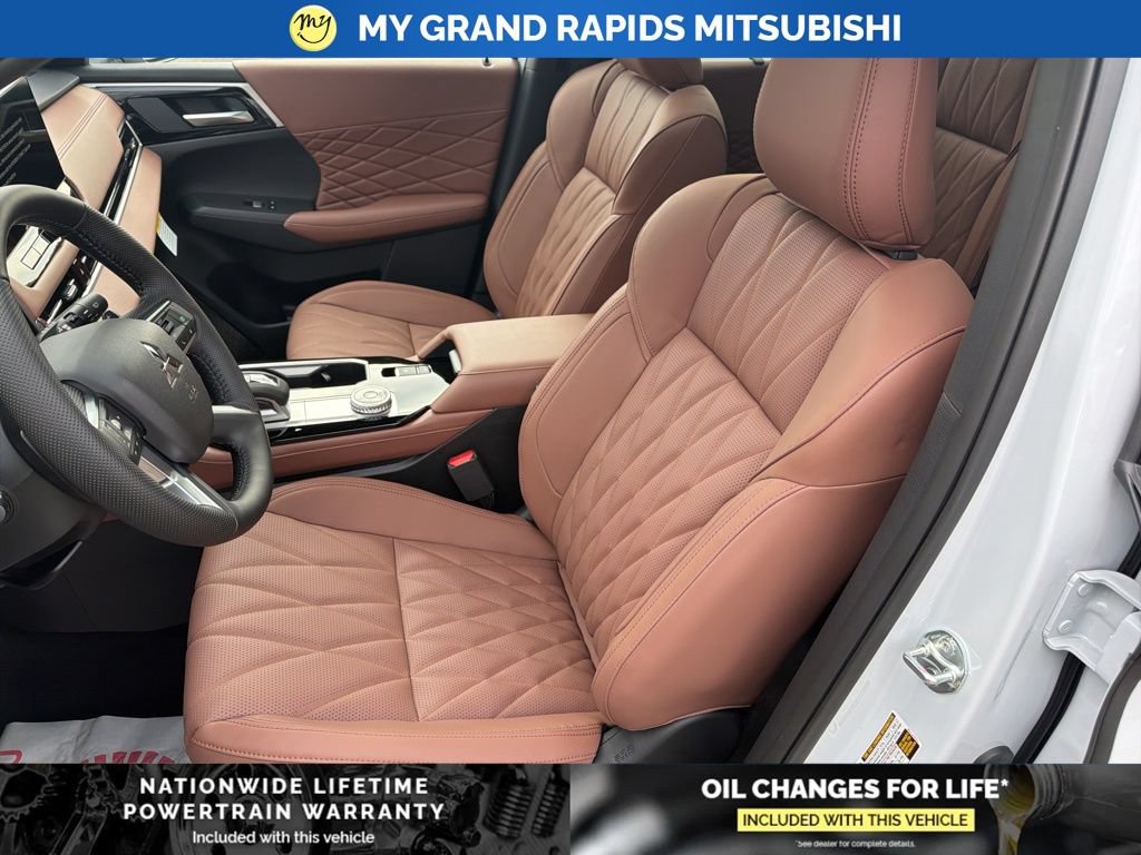 New 2026 Mitsubishi Outlander SEL AWD/4WD image 14