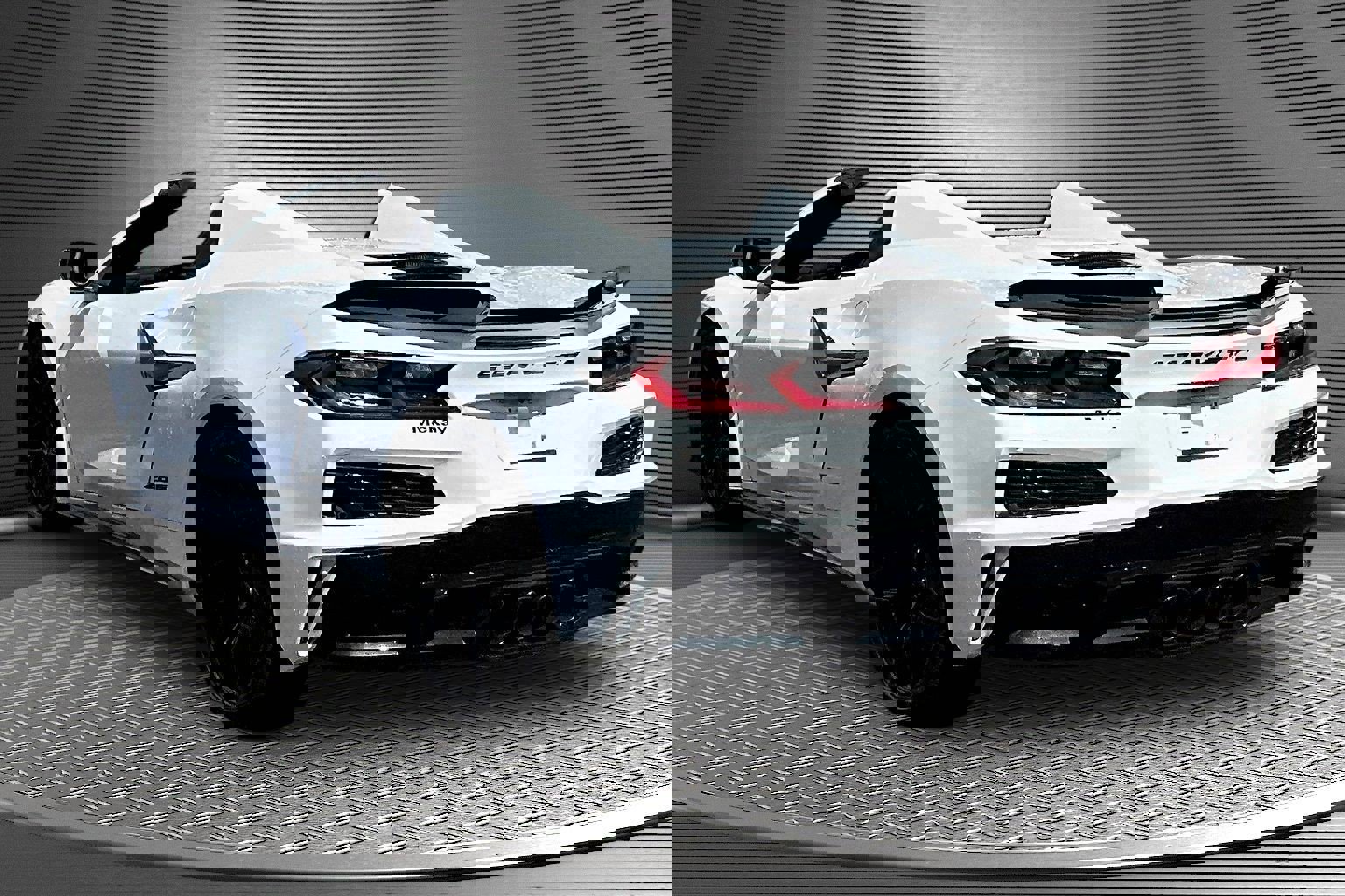 Used 2023 Chevrolet Corvette Z06 image 4