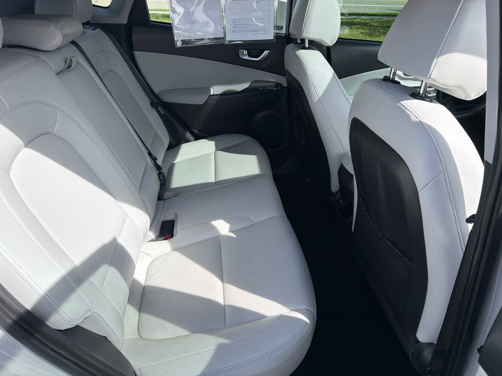 Used 2023 Hyundai Kona Limited AWD/4WD image 11