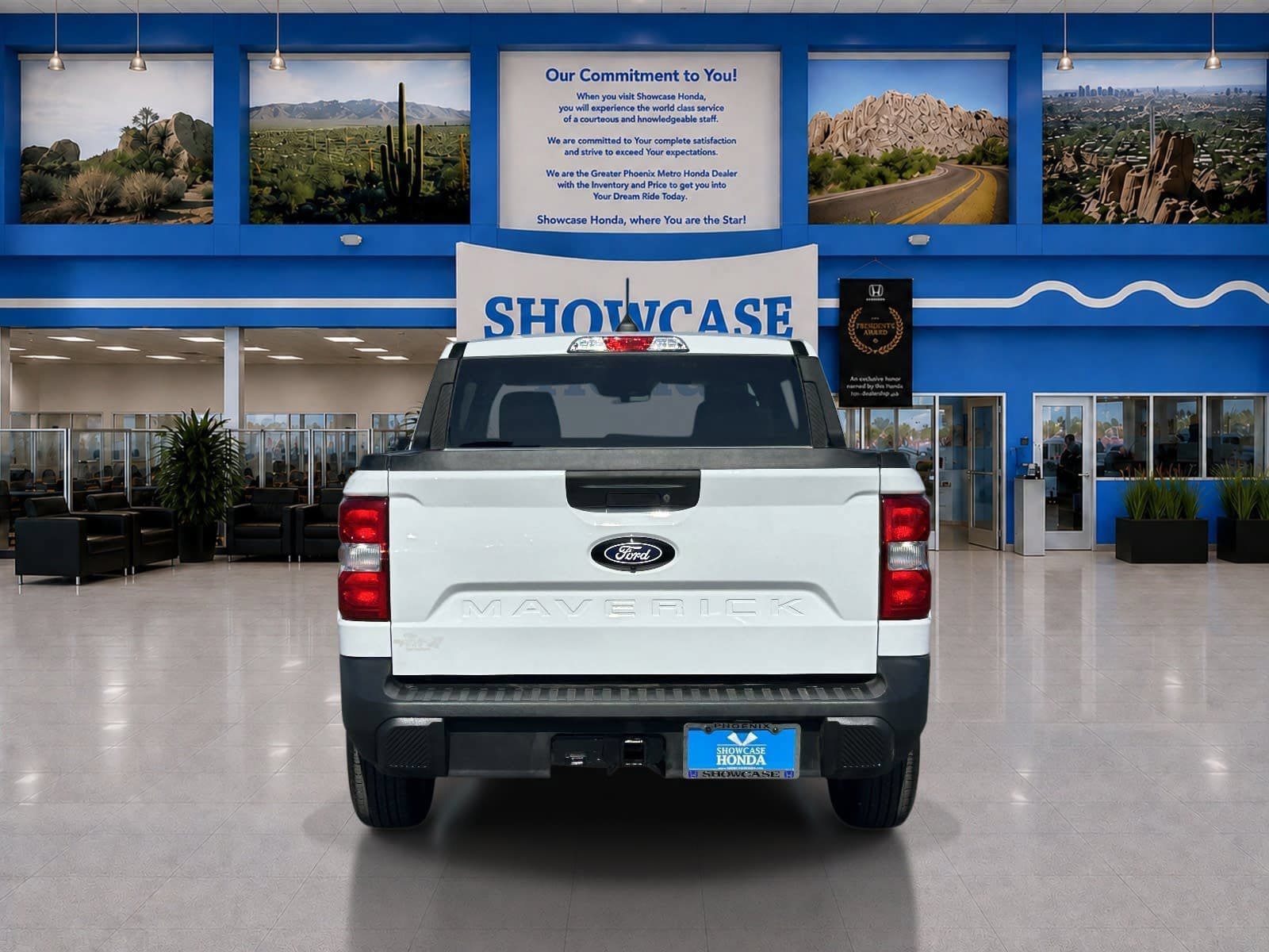 Used 2025 Ford Maverick XL w/ Equipment Group 102A AWD/4WD image 9