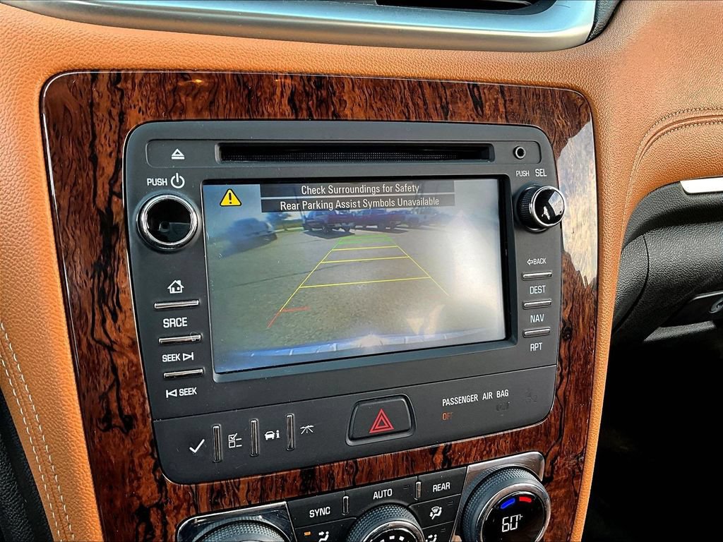Used 2013 Chevrolet Traverse LTZ FWD image 16